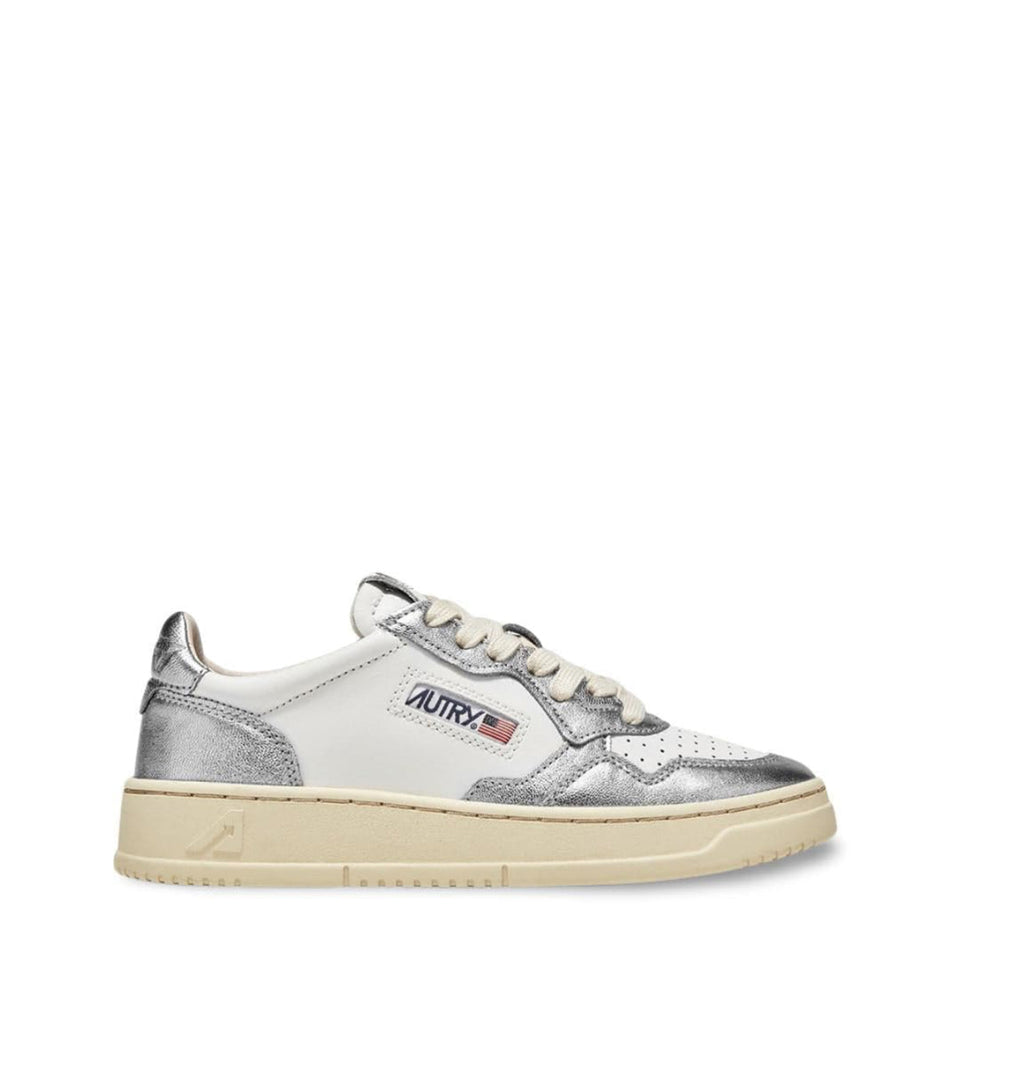 MEDALIST SNEAKERS