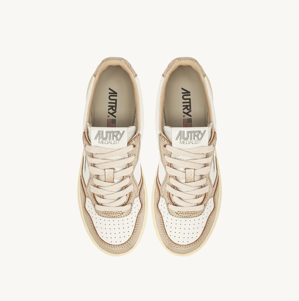 MEDALIST SNEAKERS