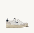 MEDALIST SNEAKERS