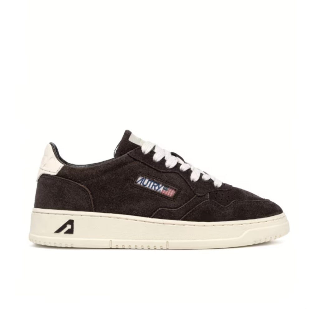 MEDALIST SNEAKERS