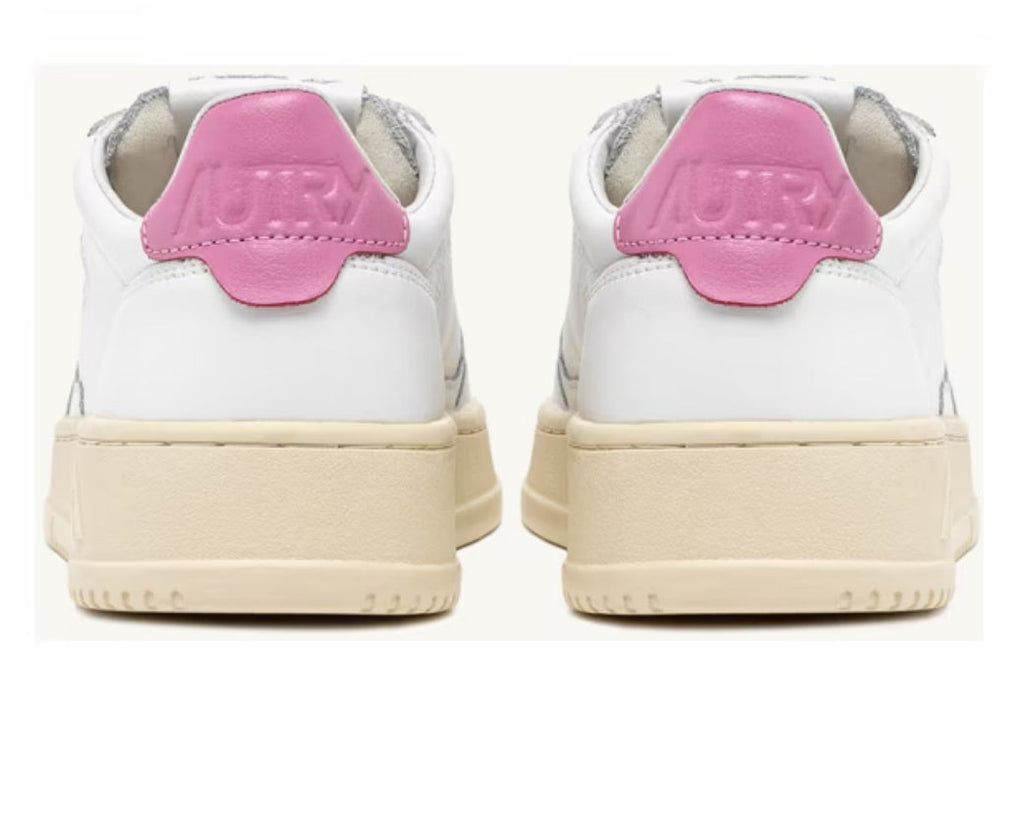 MEDALIST SNEAKERS