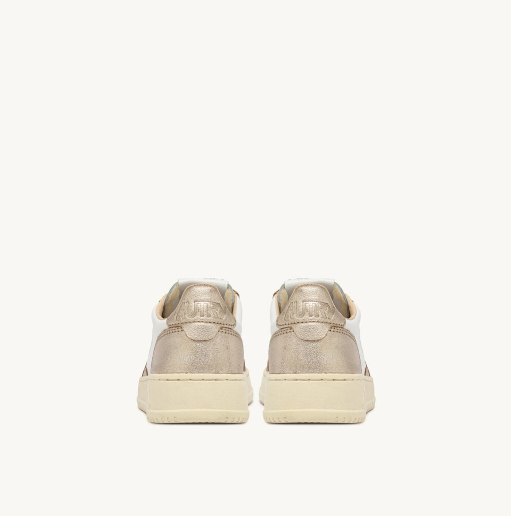 MEDALIST SNEAKERS