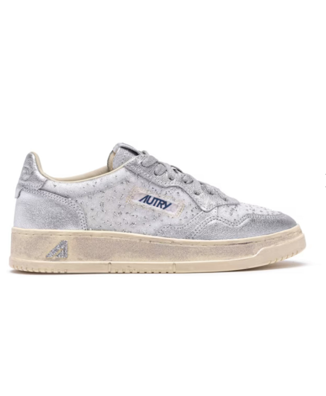 MEDALIST SNEAKERS