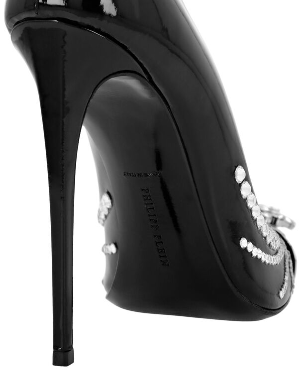 Patent Leather Decollete Hi-Heels