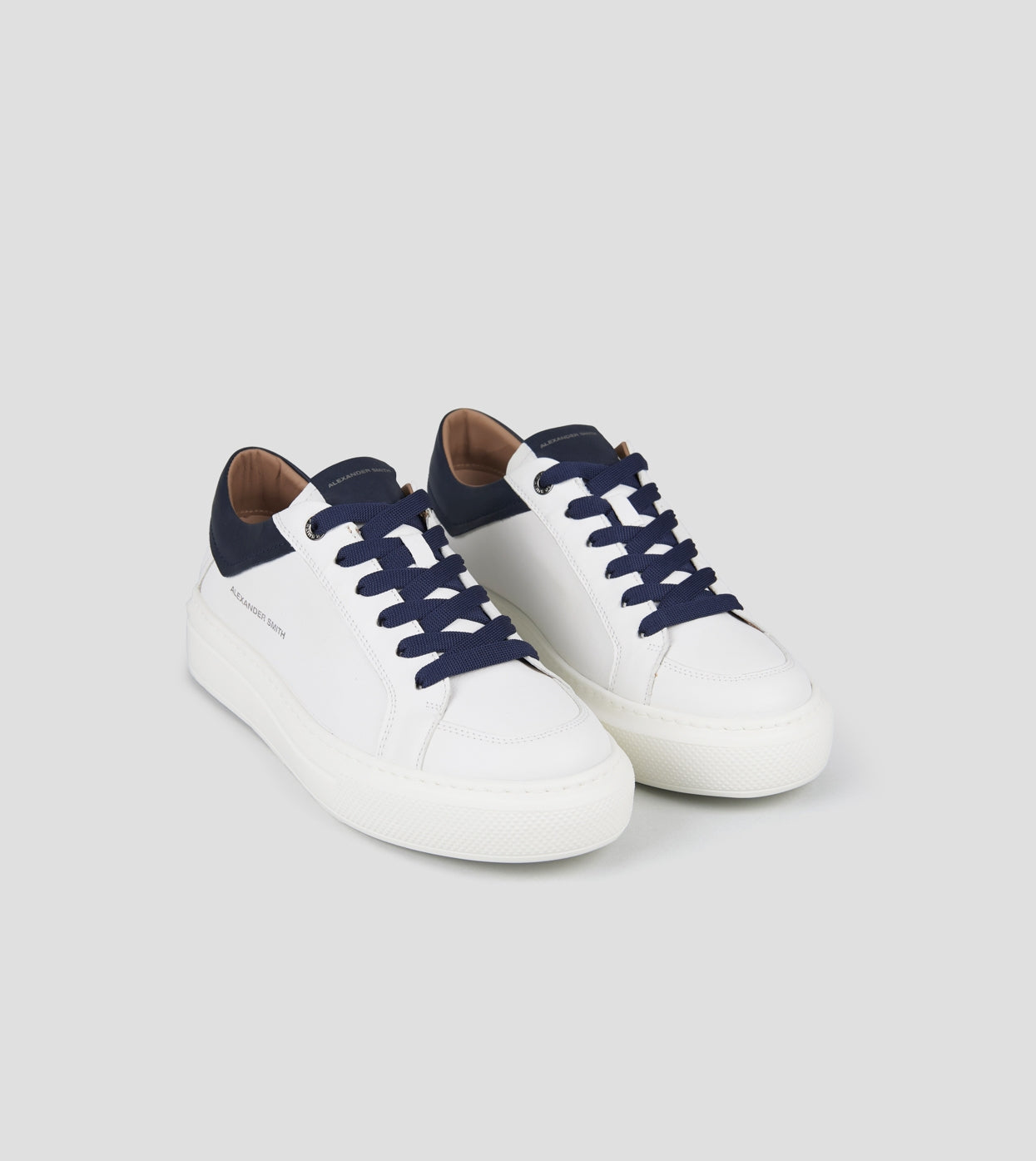 Regent Uomo in pelle di capra bianca e dettagli blu Alexander Smith
