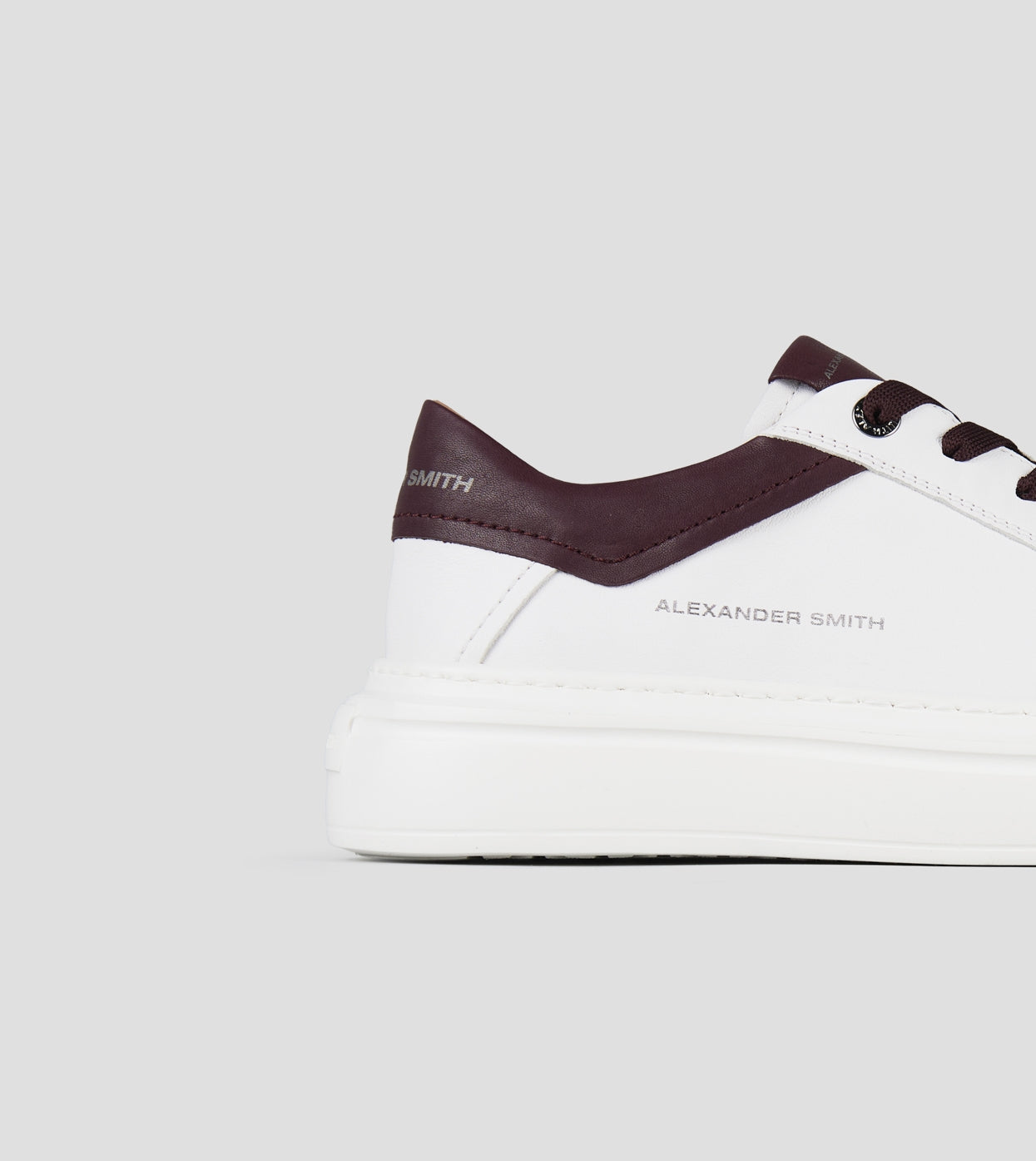 Regent Uomo in pelle di capra bianca e dettagli bordeaux Alexander Smith
