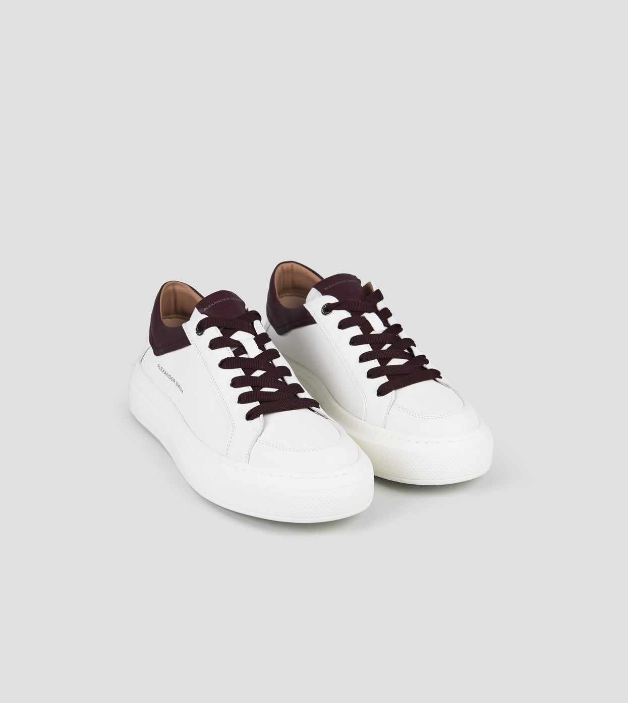 Regent Uomo in pelle di capra bianca e dettagli bordeaux Alexander Smith