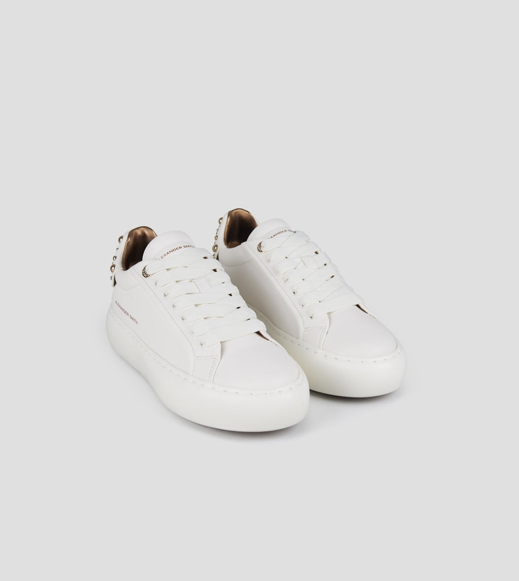 Soho Donna in pelle bianca e tallone con borchie Alexander Smith