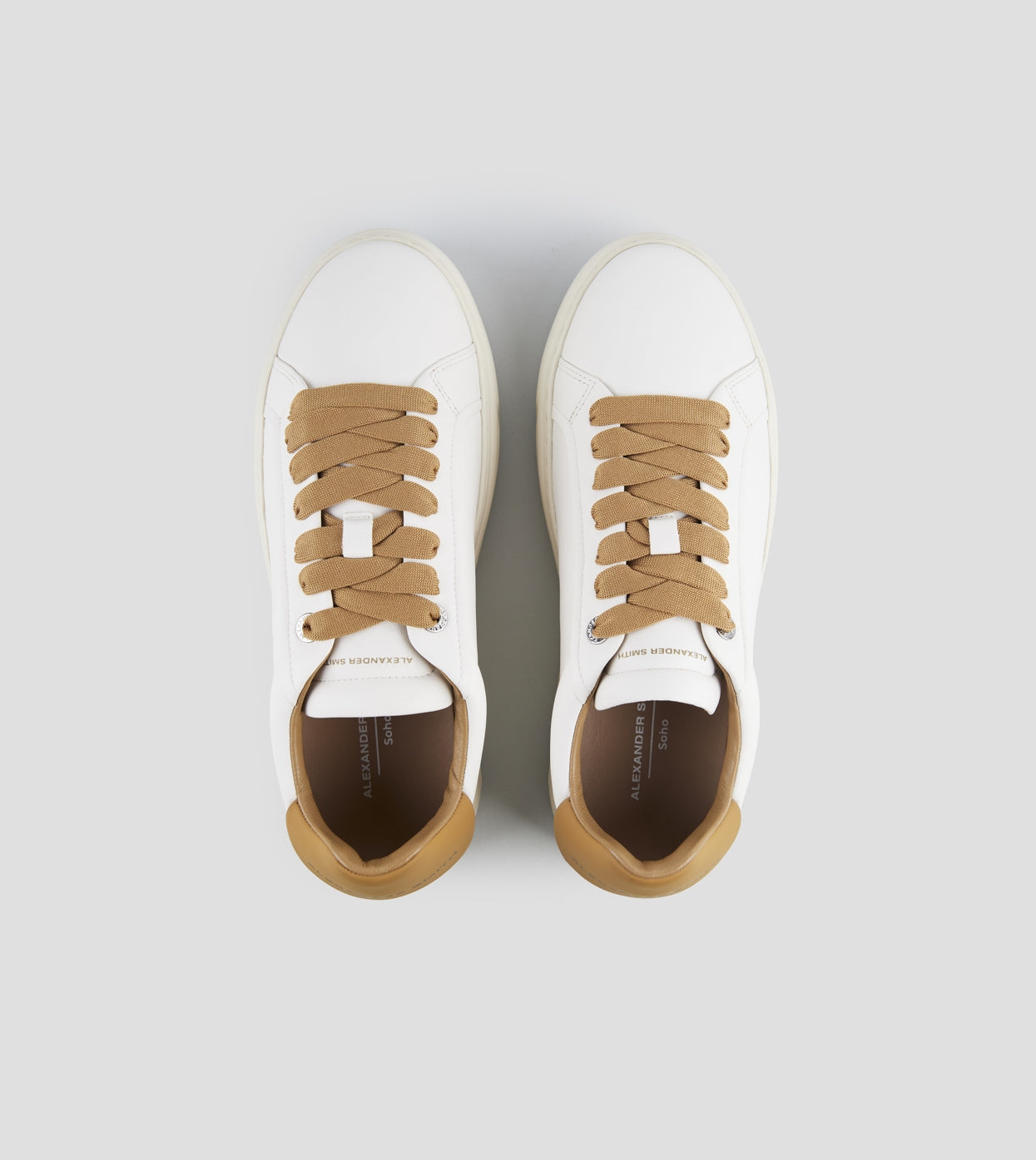 Soho Uomo in nappa bianca e tallone in pelle marrone  Alexander Smith