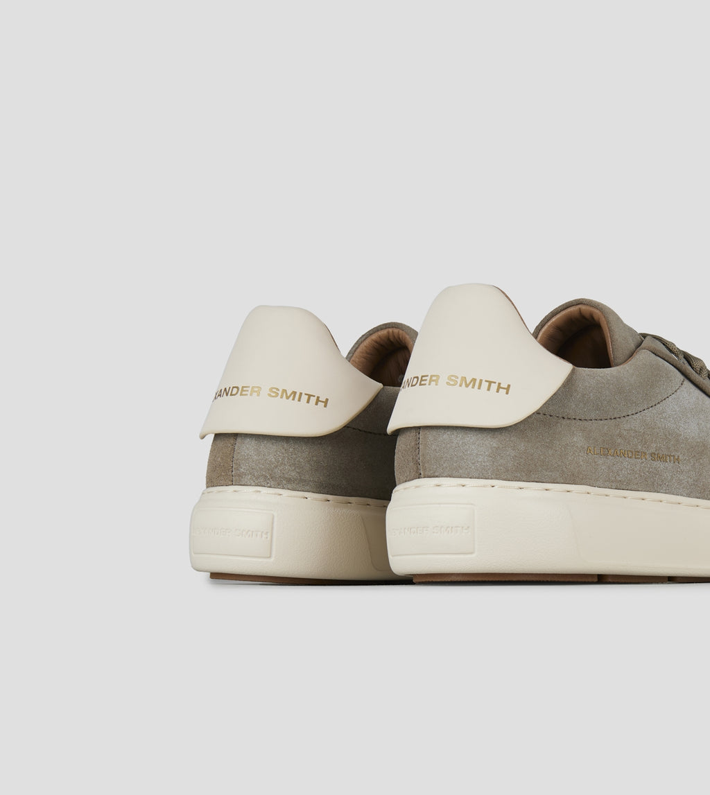 Soho Uomo in suede verde militare e tallone in pelle bianca  Alexander Smith