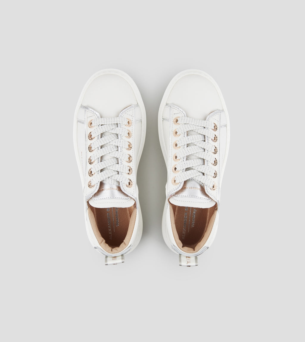 Wembley Donna Decostruita in pelle bianca e dettagli in laminato argento Alexander Smith