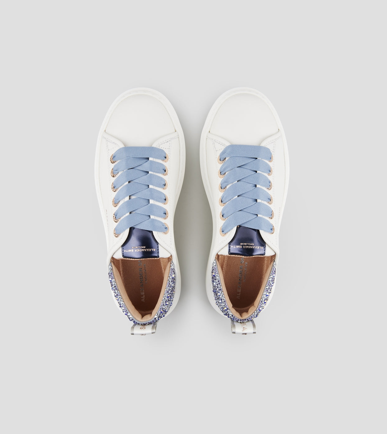 Wembley Donna in pelle bianca e tallone azzurro con strass Alexander Smith