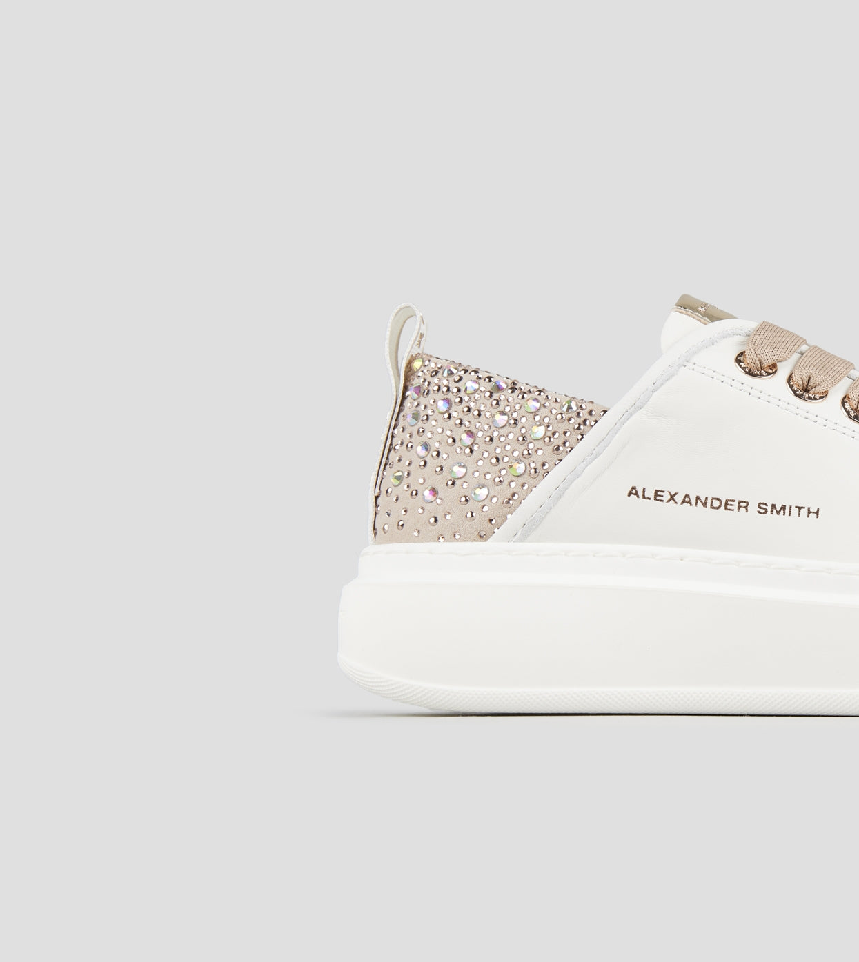 Wembley Donna in pelle bianca e tallone beige con strass Alexander Smith