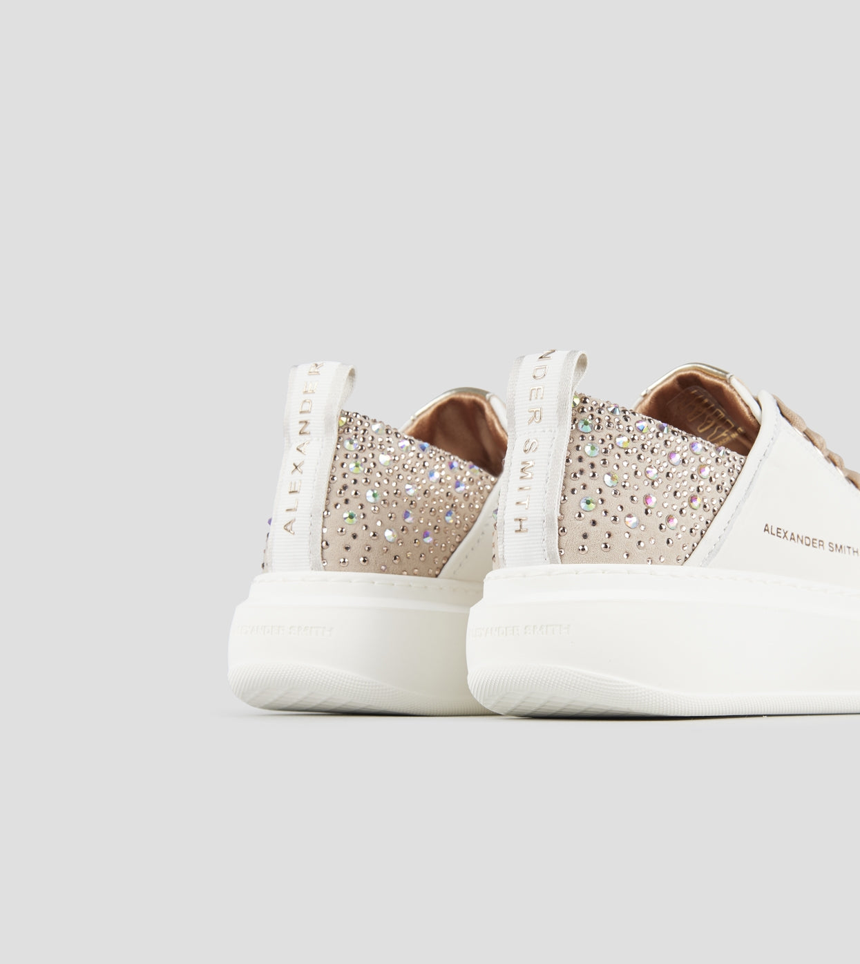 Wembley Donna in pelle bianca e tallone beige con strass Alexander Smith