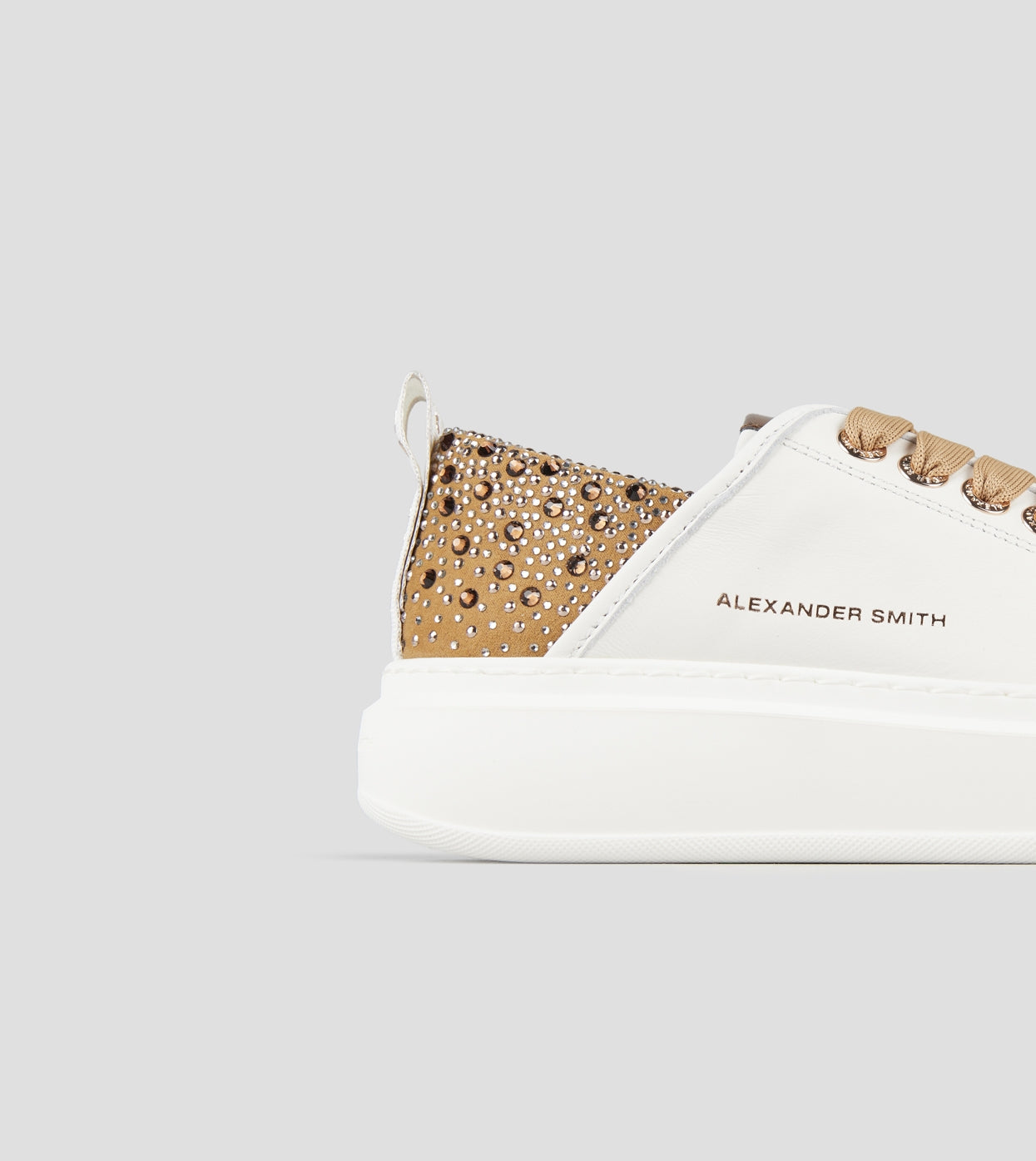 Wembley Donna in pelle bianca e tallone marrone con strass Alexander Smith