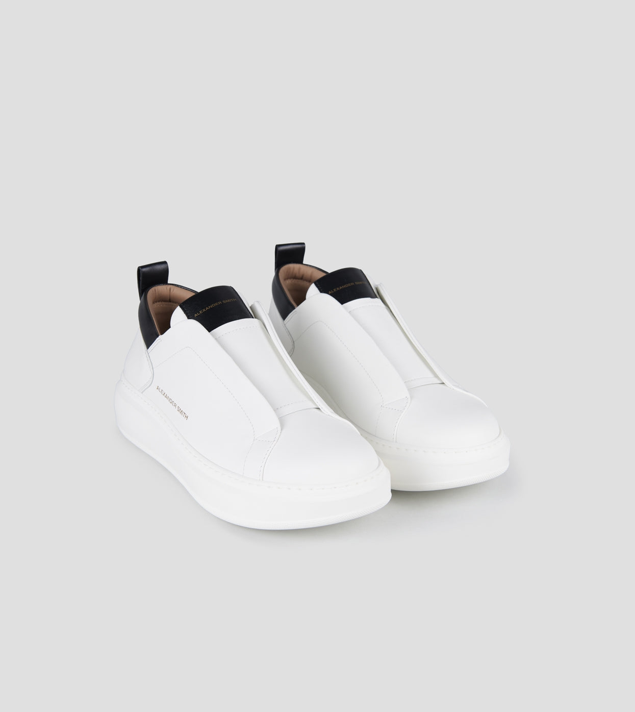 Wembley Slip-on Uomo in nappa bianca e dettagli neri Alexander Smith