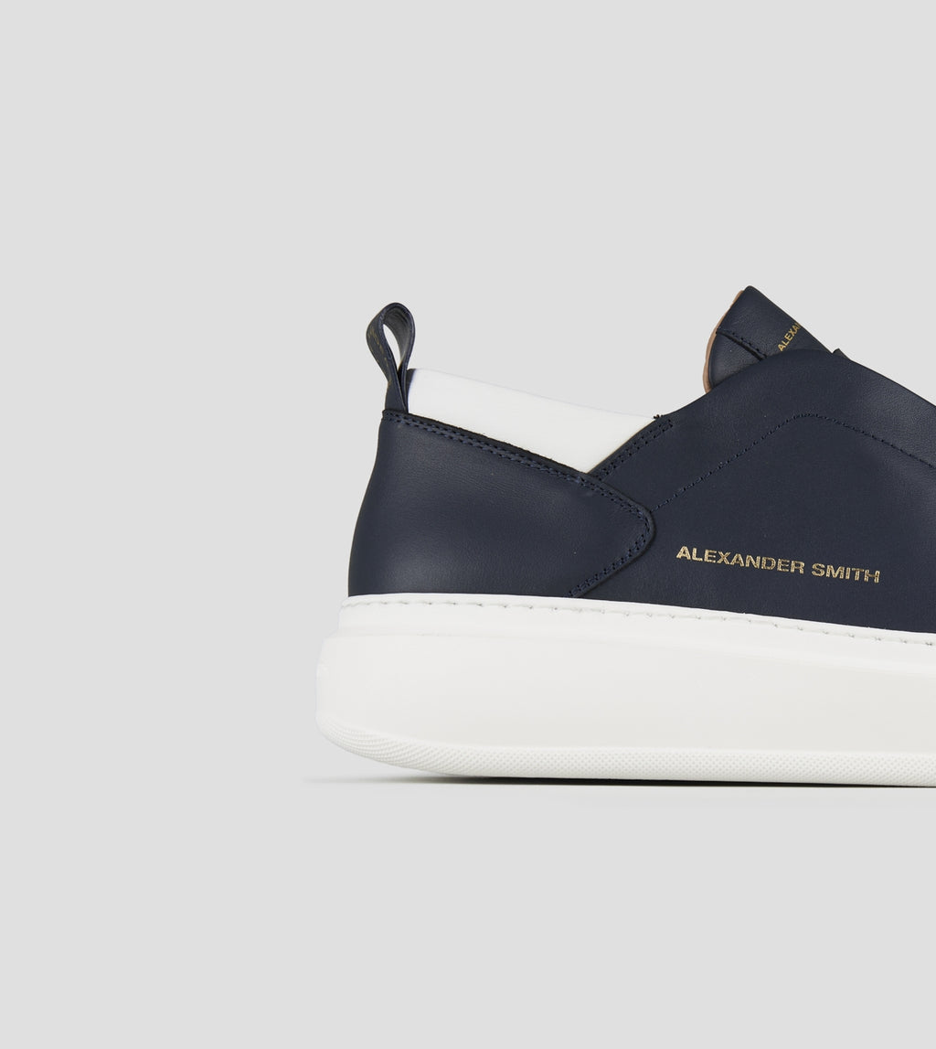 Wembley Slip-on Uomo in nappa blu e dettagli bianchi  Alexander Smith