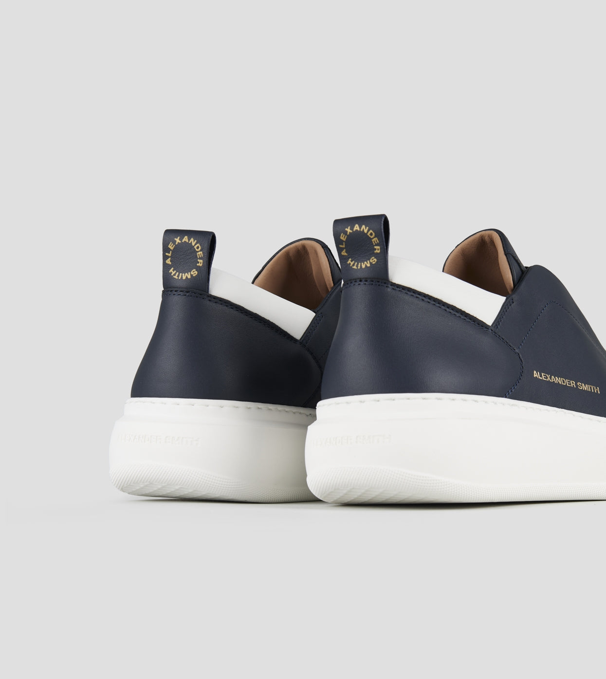 Wembley Slip-on Uomo in nappa blu e dettagli bianchi  Alexander Smith