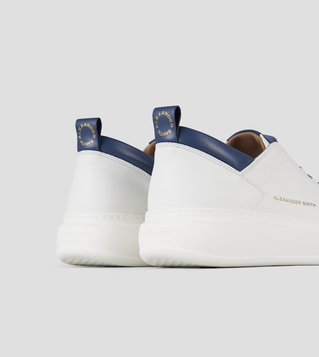 Wembley Uomo Alta Frequenza in nappa bianca e dettagli blu Alexander Smith