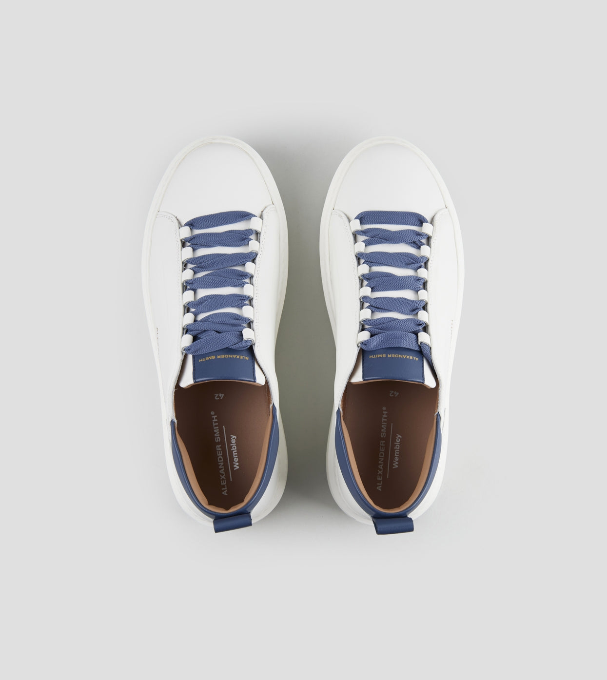 Wembley Uomo Alta Frequenza in nappa bianca e dettagli blu Alexander Smith